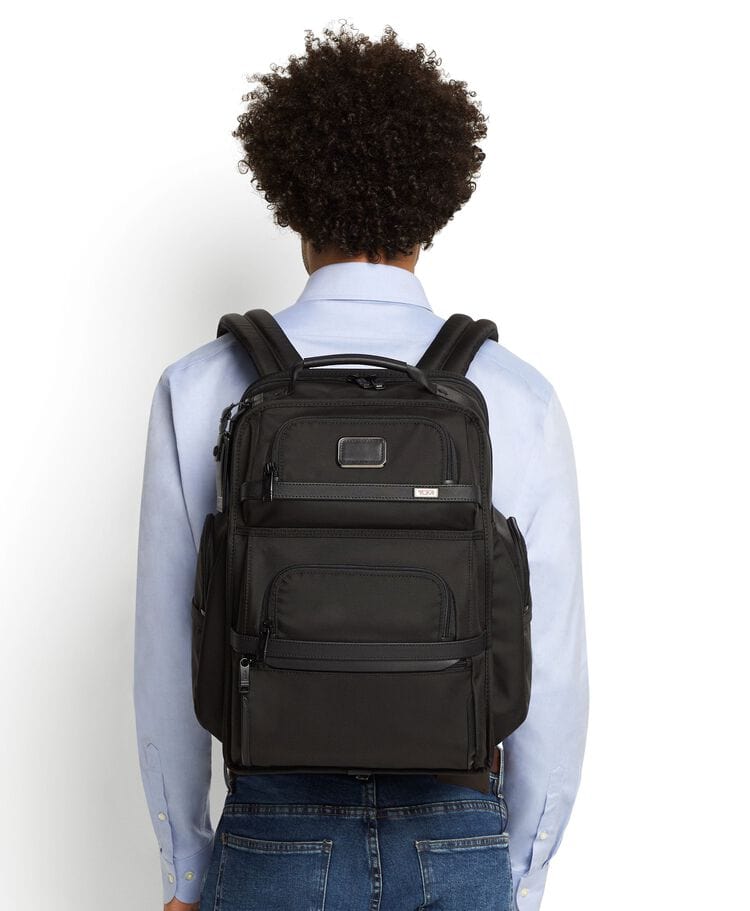 حقيبة ALPHA 3 Brief Pack شنطة ظهر للابتوب – جودة عالية راقية فاخرة - حقيبة لابتوب واغراض Luxury خفيفة، متينة، وأنيقة للجنسين