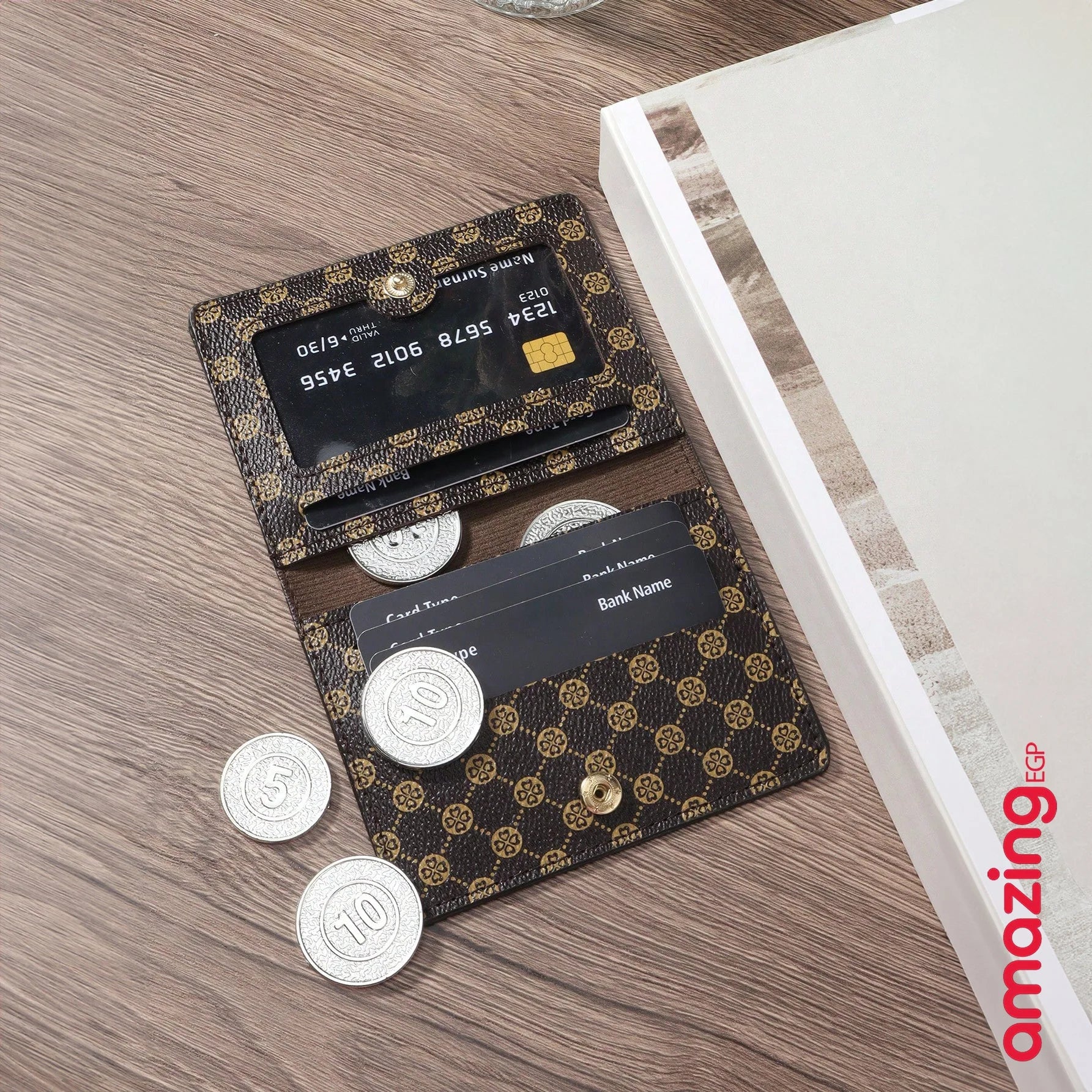 محفظة جيب صغيرة بتصميم أنيق حامل بطاقات الأعمال الخفيف والنحيف المحمول وجيب للنقود والهوية والعملات النقدية والبطاقات الائتمانية محفظة صغيرة نحيفة - بني | ازياء شنط صغيرة شنطة محافظ محافظ نسائي محفظة محفظة كربون ملابس_نسائي نساء نقود | amazingEGP