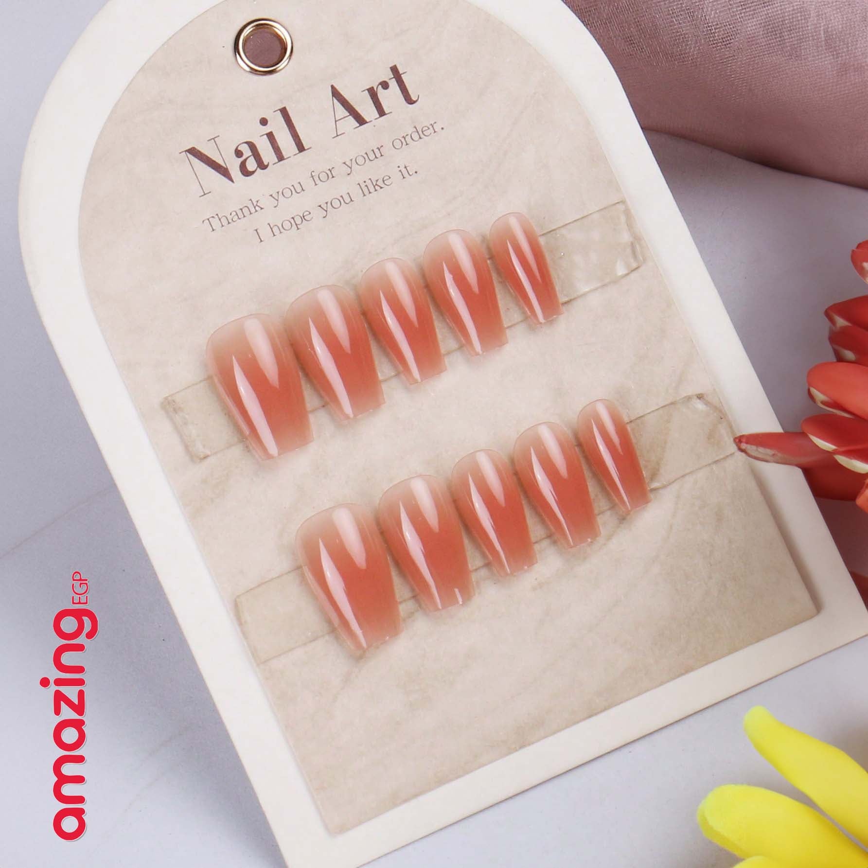 الأظافر الصناعية القصيرة شبه المنحرفة، رقع أظافر فرنسية بسيطة – 30 قطعة شكل لوزي بتدرّج وردي أنيق + لاصق جيلي ومبرد