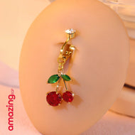 حلقة سرة من الطلاء الذهبي المحلّى بالزركونيا بتصميم الكرز الأحمر | بدون ثقب | مشبك سرة يومي جذّاب