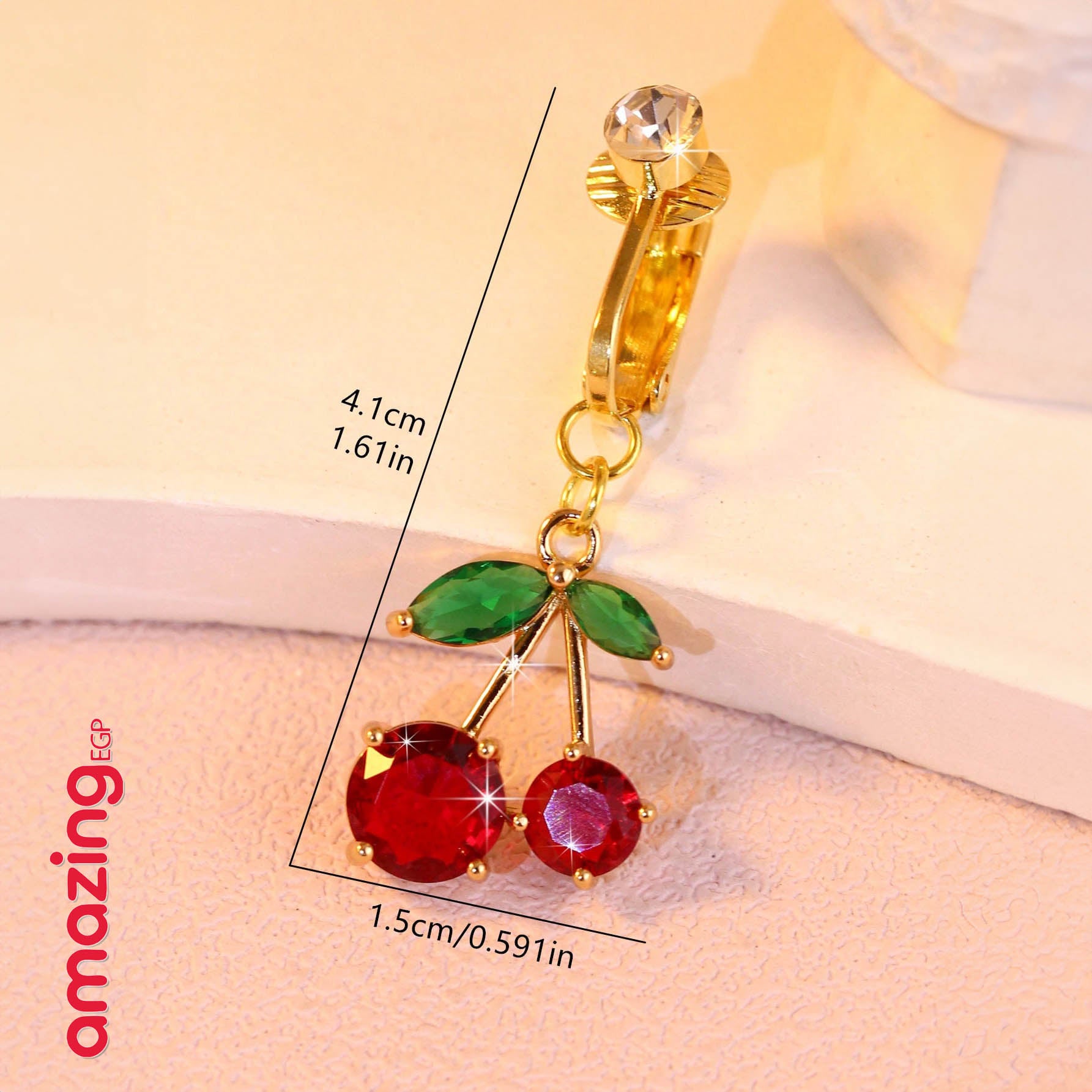 حلقة سرة من الطلاء الذهبي المحلّى بالزركونيا بتصميم الكرز الأحمر | بدون ثقب | مشبك سرة يومي جذّاب