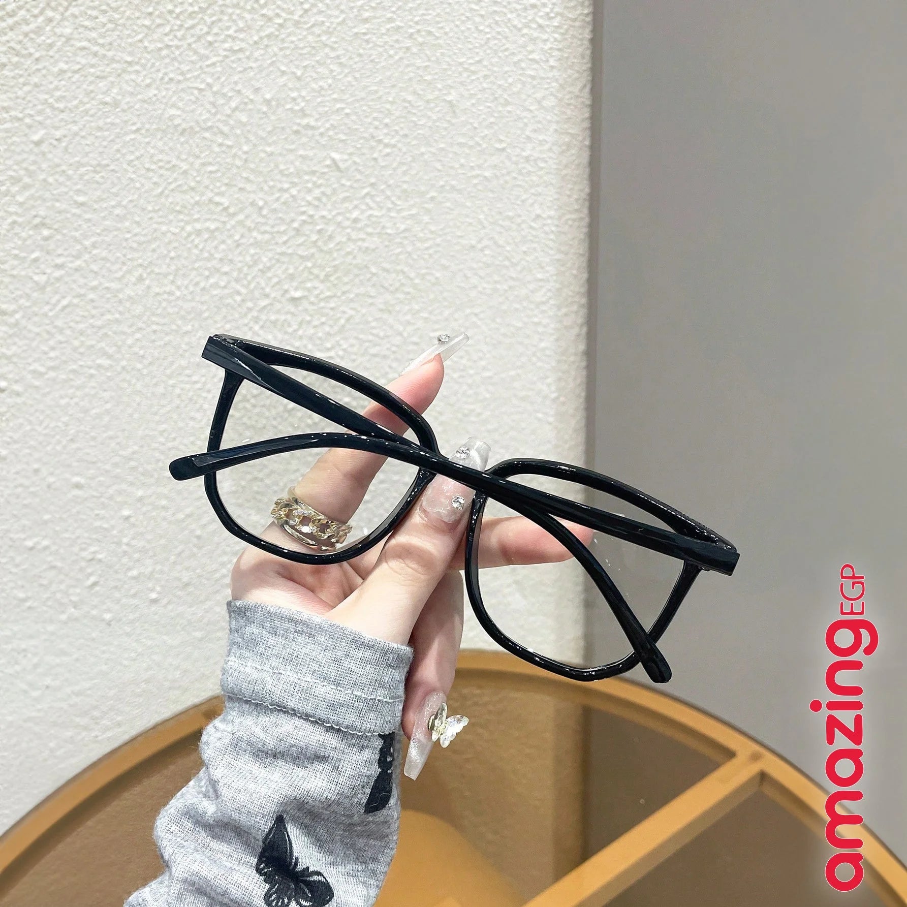 نظارة بلاستيكية هندسية للنساء وأنظمة نظارات فوتوكرومية للملابس اليومية نظارات بلو لايت للرجال والنساء تقلل من إجهاد العين وحجب الاشعة فوق البنفسجية لشاشة الكمبيوتر مضادة للوهج - اسود | النظارات حفالات حفالات موسيقية حفلات حفلات_عيد_الميلاد خليفة رووك عين