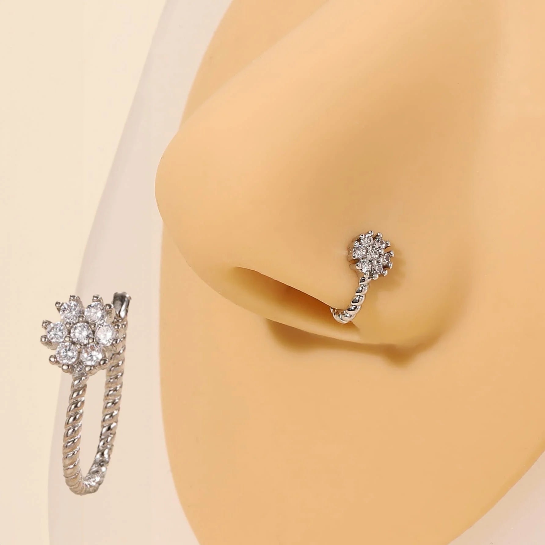 بيرسنج أنف حلقة أنف بدون اخرام من الفولاذ المقاوم للصدأ لا تسبب الحساسية لا حاجة للخرم مكعب زركونيا مزخرف بزهر حلية أنف نحاس كريستال البونك غير مثقوبة للرجال والنساء تثبت بدون خرم | Copper Nose Cuff Copper اقراط انف بدون ثقوب بدون خرم بيرسنج حلقة أنف غير