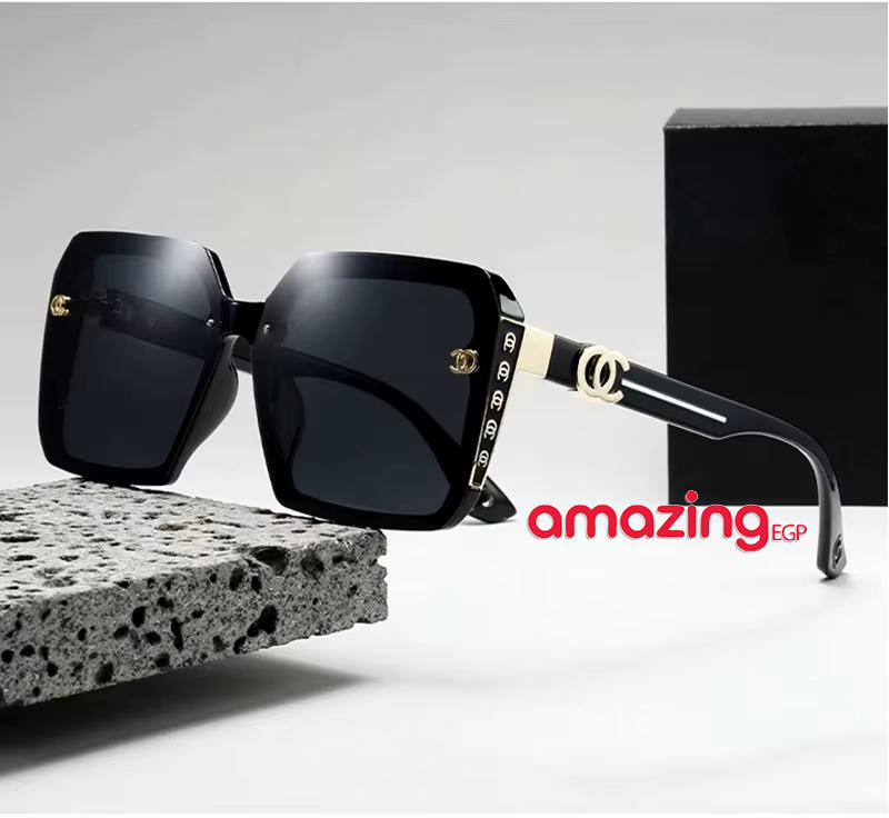 نظارة شمسية نسائية كبيرة الحجم بإطار مربّع كامل UV400 – تصميم كلاسيكي أسود بعدسات رمادي داكن