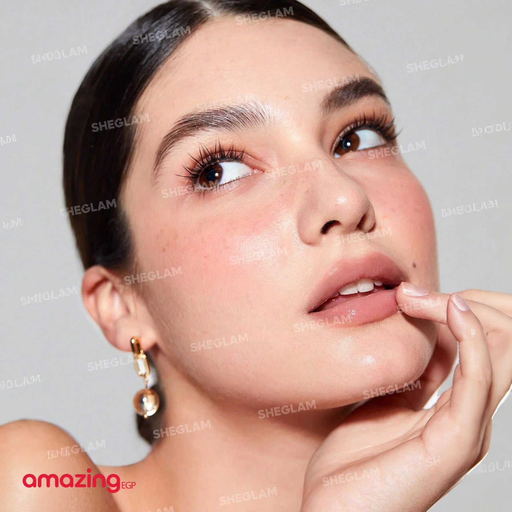 SHEGLAM زيت ترطيب الشفاه ملمع شفاه مرطب ومغذي يدوم طويلا ولامع للعناية بالشفاه ملون للعناية بالشفاه زيت شفاه ملون للعناية بالشفاه والشفاه الجافة  Jelly Wow - Mali-Blue Berry | SHEGLAM shein احمر الخدود احمر شفاة الشفايف ايشادو جفاف الشفاه حاجب حواجب شفاه