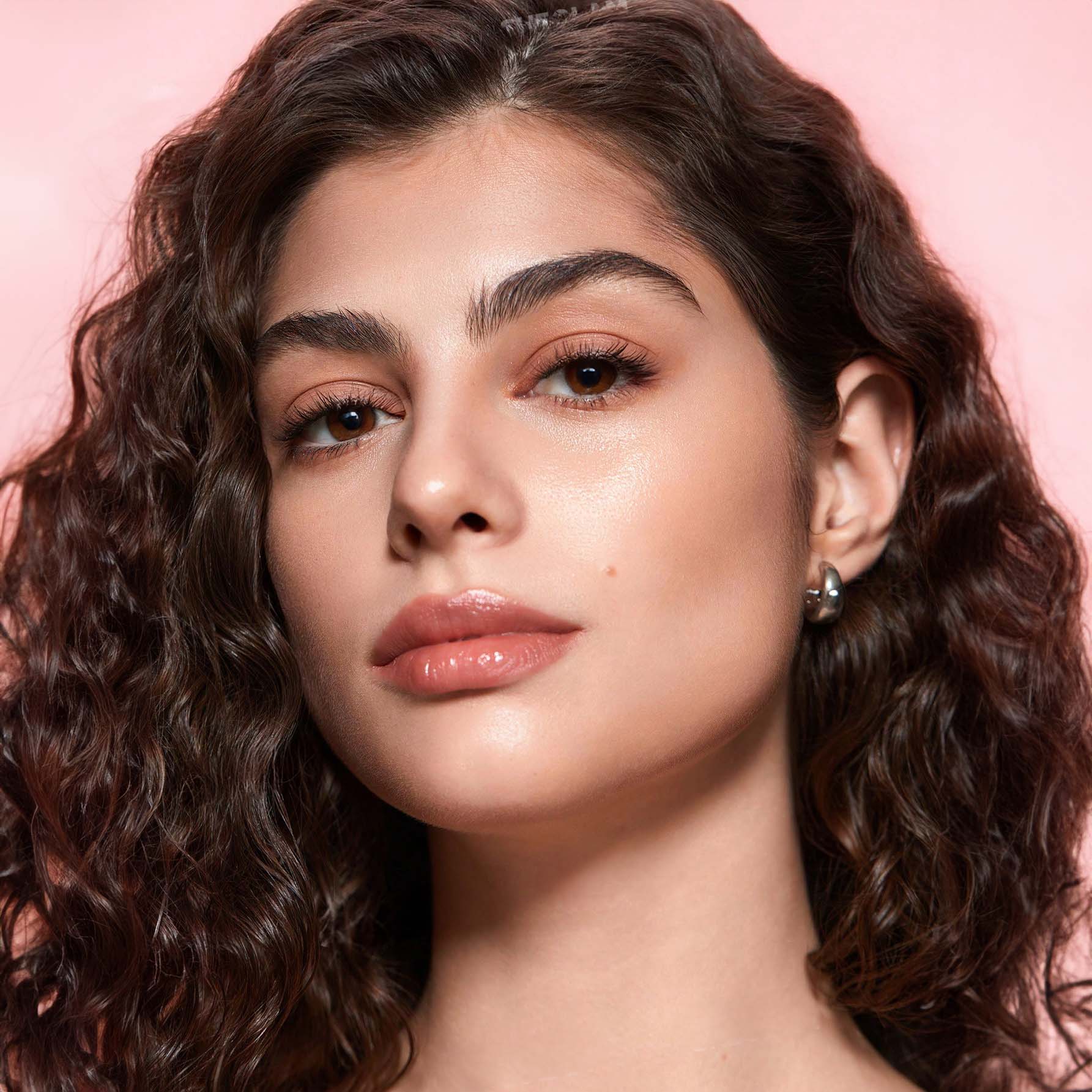 SHEGLAM قلم تحديد الوجه متعدد الألوان-قلم تحديد الوجه متعدد الألوان-غير دهني-يدوم طويلاً-هايلايتر طبيعي-متعدد الاستخدامات-ينعم الخطوط الدقيقة-تحديد الوجه كريمي وردی - Light