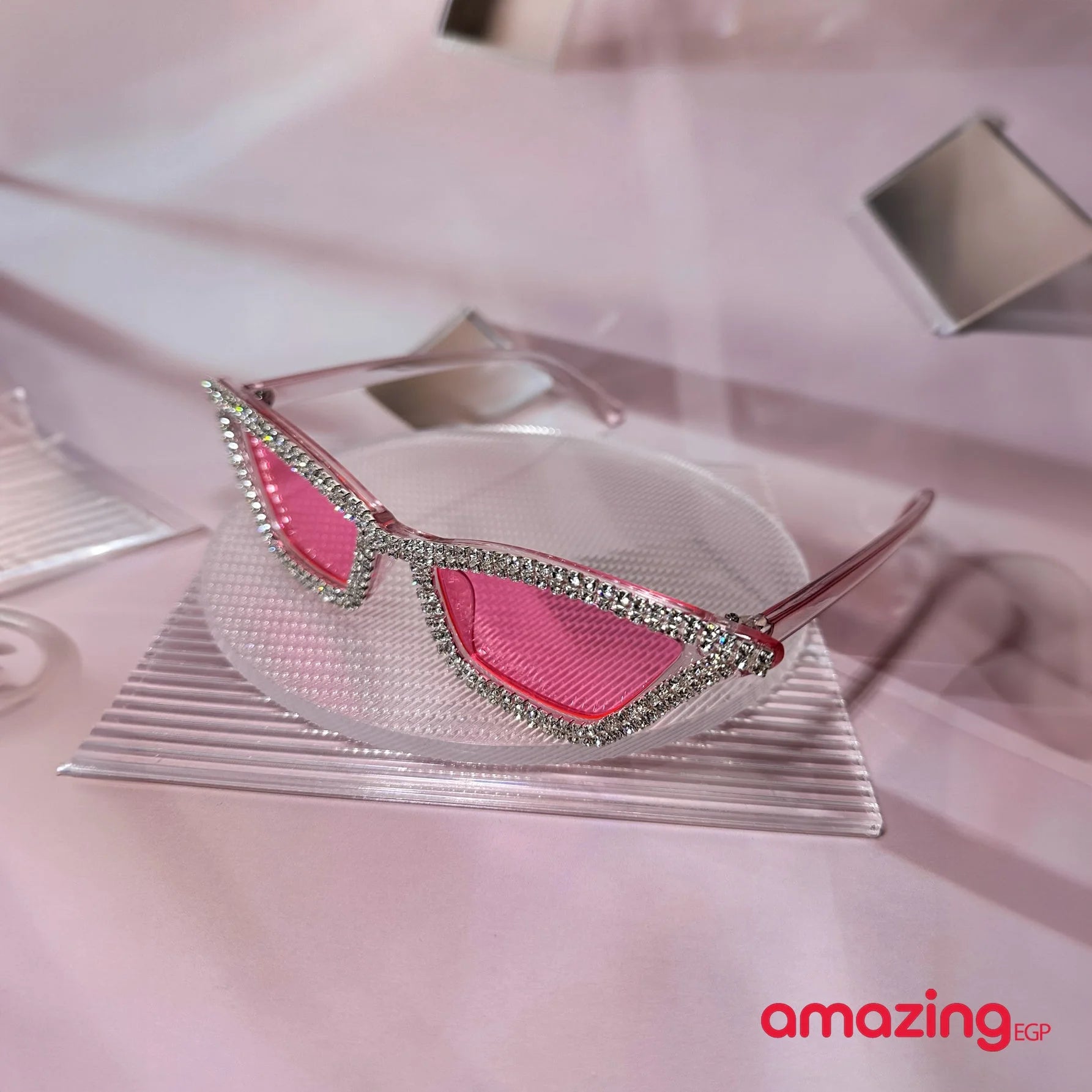 نظارات نساءللسيدات من حجر الراين والكريستال بإطار وردي Y2k فاخر لتزيين حفلات المهرجانات نظارات جميلة وأنيقة على شكل عين القطة مناسبة لفستان الشاطئ والحفلات ذات الطابع الخاص - بينك | النظارات حفالات حفالات موسيقية حفلات حفلات_عيد_الميلاد رووك عين القط نظار