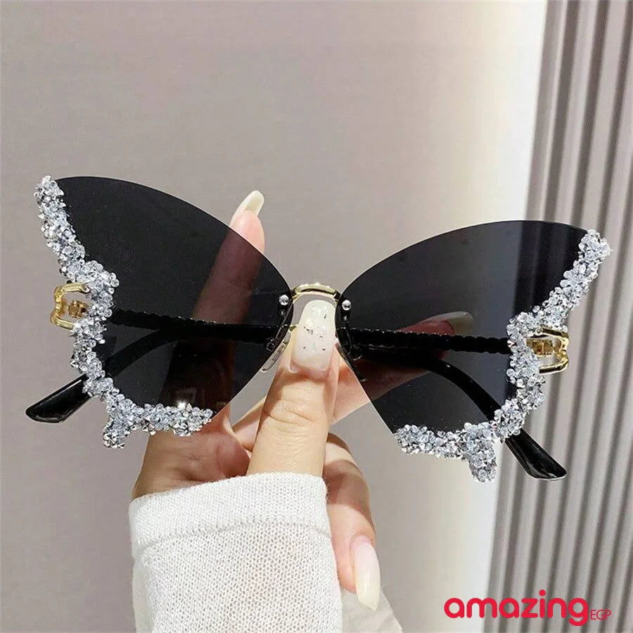 نظارات شمسية بإطار كبير وشكل فراشة مزينة بألماسة  الحماية من الأشعة فوق البنفسجية  للاستخدام اليومي للنساء - فراشة | النظارات حفالات حفالات موسيقية حفلات حفلات_عيد_الميلاد رووك عين القط فراشاة نظارات نظارات حفلات نظارات ديسكو نظارة نظارة_حفلات | amazingEG
