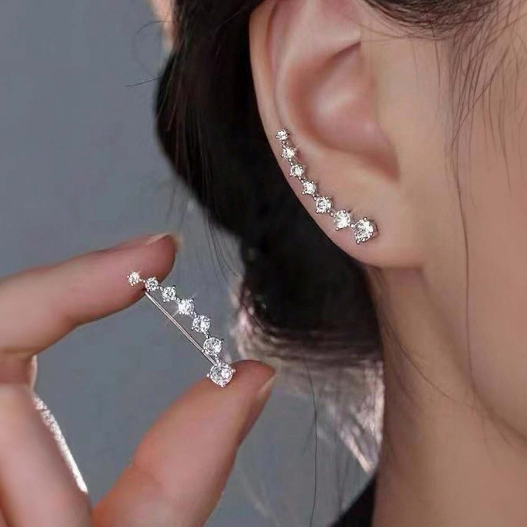 بيرسنج للاذن من الفولاذ المقاوم للصدأ لا تسبب الحساسية زوج من أقراط قلادة النجوم الكلاسيكية الأوروبية والأمريكية المرصعة بالراين، أقراط متدلية فاخرة مرصعة بالزركونات للنساء - فضي
