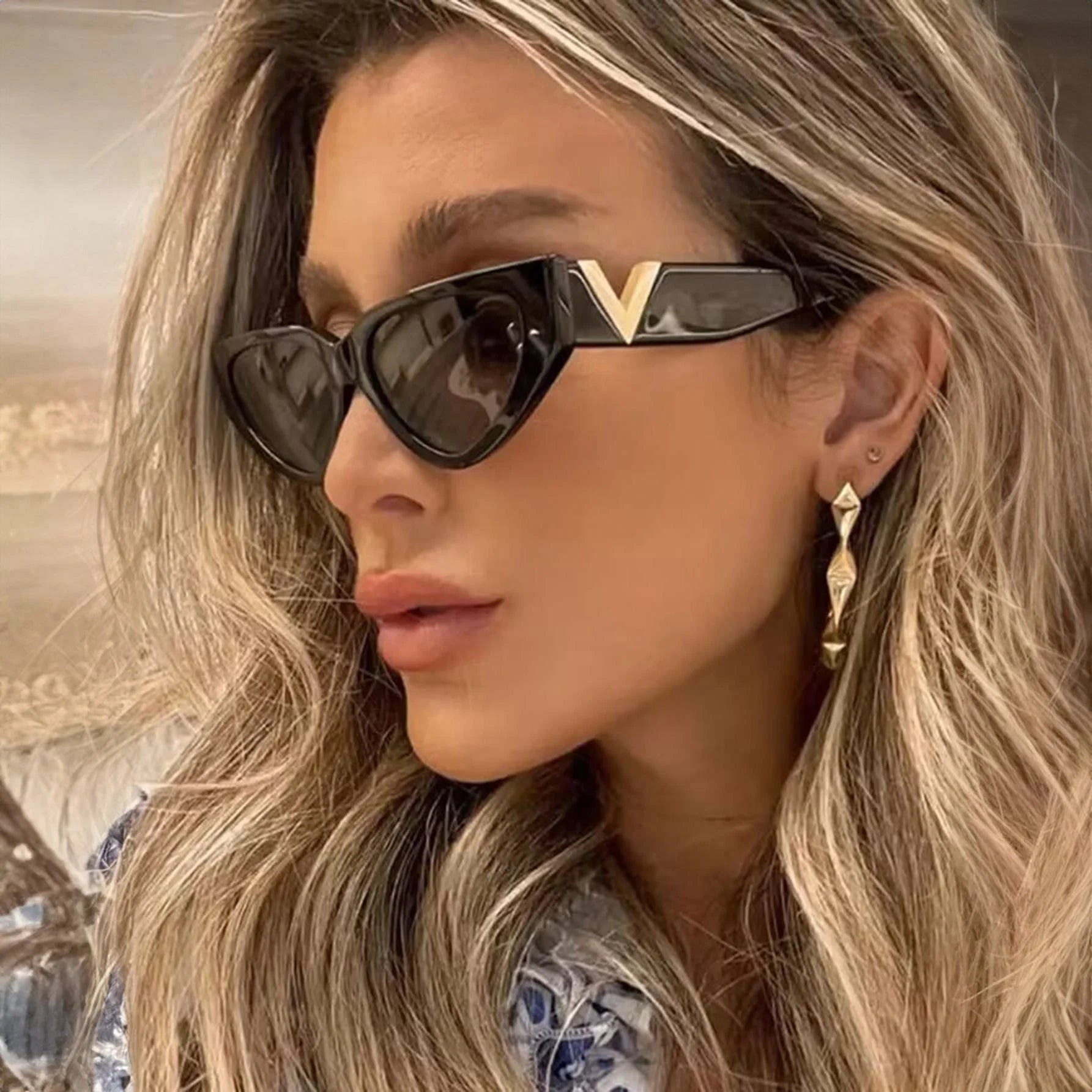 نظارات نساء أسود الجديد موضة نظارات شمس بعين القطة أوروبية وأمريكية نظارات شمسية نسائية سوداء جديدة على شكل عين القطة - أسود | النظارات حفالات حفالات موسيقية حفلات حفلات_عيد_الميلاد رووك عين القط نظارات نظارات حفلات نظارات ديسكو نظارة نظارة_حفلات | amazin