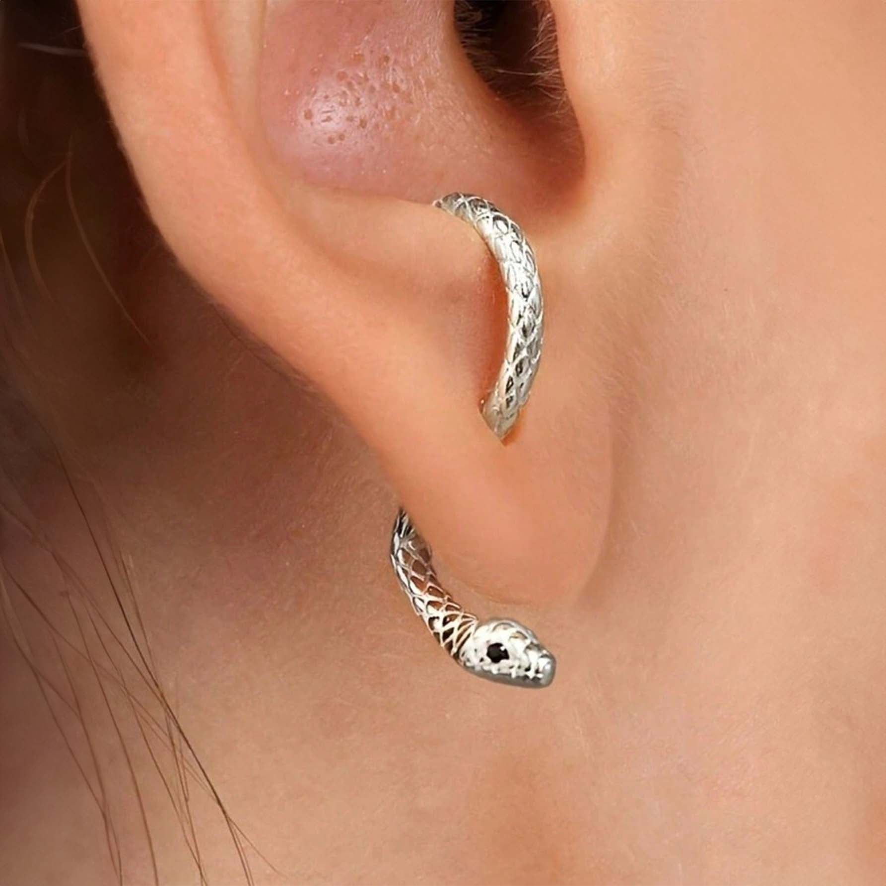 بيرسنج للاذن من الفولاذ المقاوم للصدأ لا تسبب الحساسية أقراط حلق غريبة الشكل على شكل ثعبان أمامي وخلفي للنساء - A450