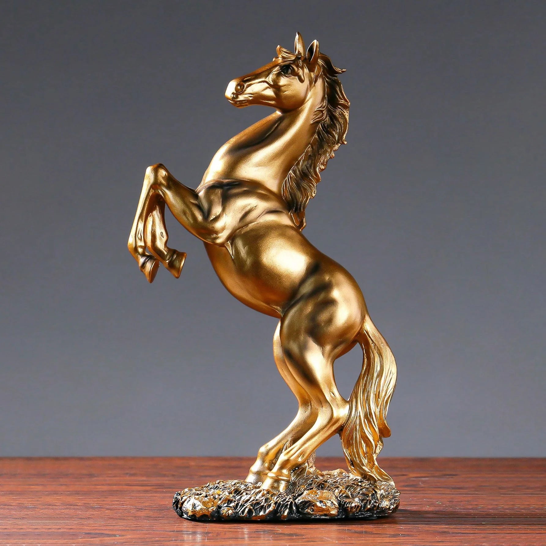 حصان قائم من الراتنج بارتفاع 305 سم تمثال فني على شكل حصان لتزيين المنزل والمكتب ورف الكتب وخزانة ذهبي | تمثال تمثال مكتب ديكور ديكور_مكتب ديكور_منزل | amazingEGP