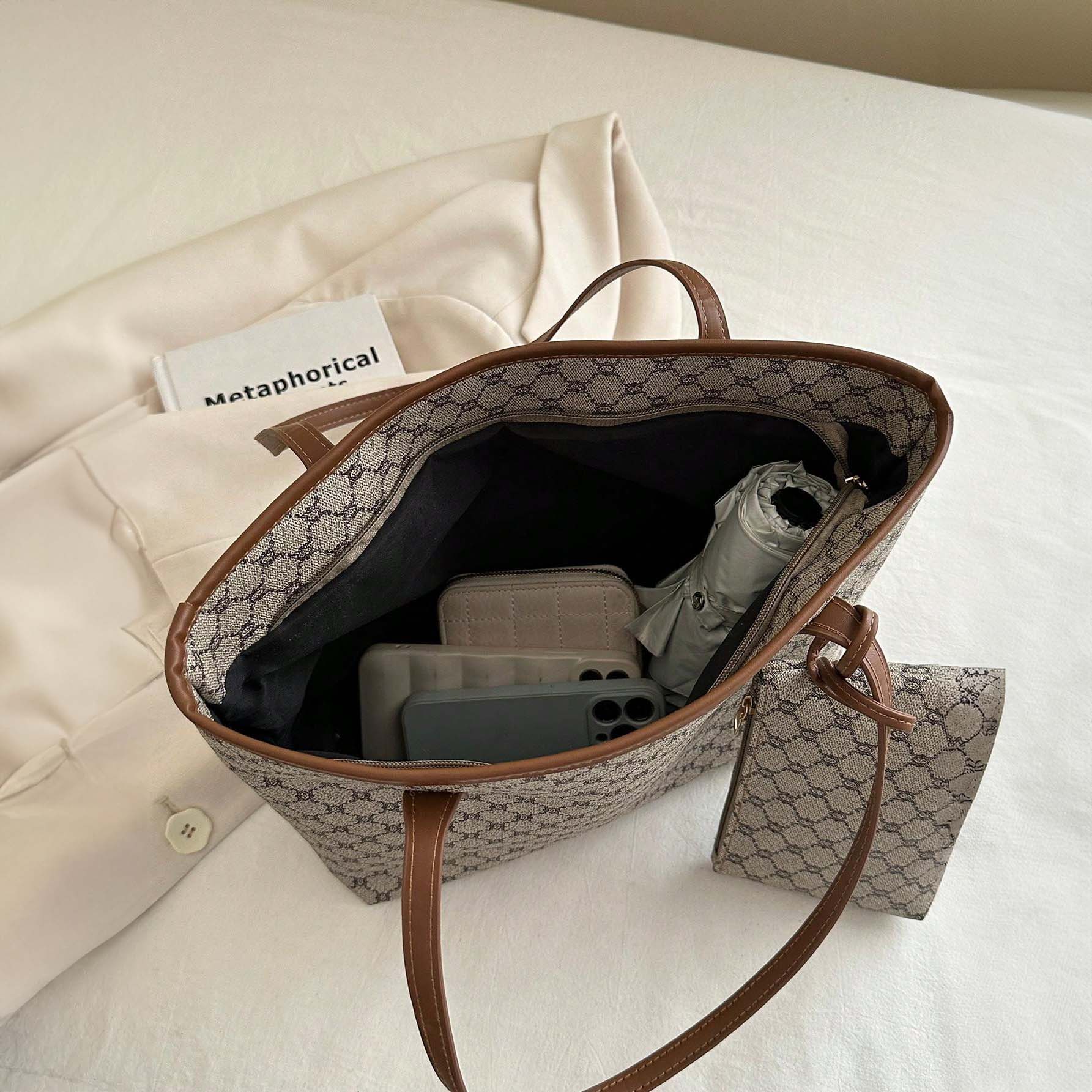 حقيبة تسوق كبيرة السعة بطراز رجعي بسيط ، ذات سحاب للفتح ، خفيفة الوزن وطرية الجوانب ، مناسبة لاستخدام المرأة اليومي