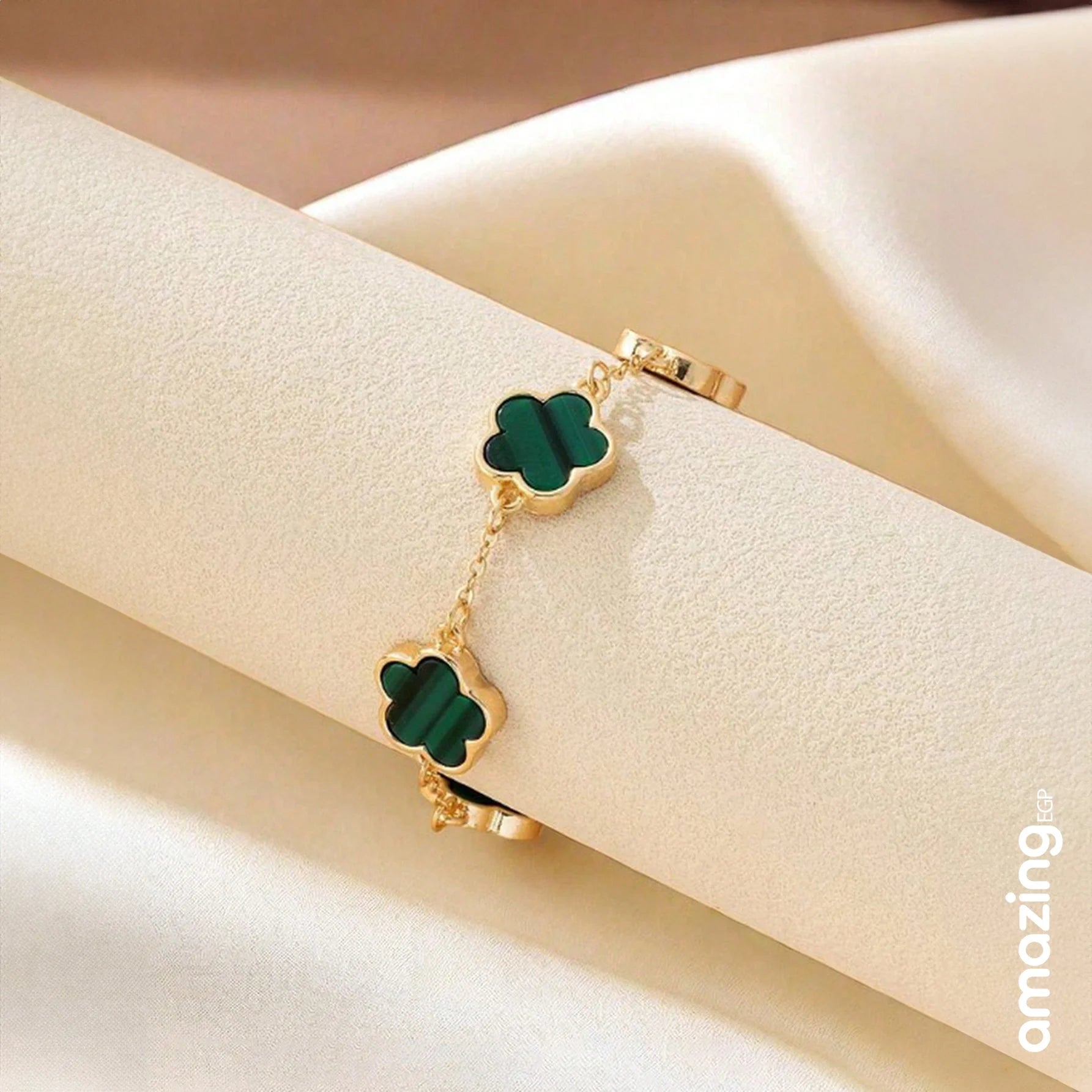 خلخال سوار كاحل معدني سوار الكاحل للنساء مع ورقة الشامروك الحظ فريد وأنيق باللون الذهبيبتصميم زهرة البرسيم الاربعة للنساء موضة وبساطة - ورقة الشامروك | اساور كاحل اسورة ثعبان خلخال خلخال للقدم خلخال مضئ ذهب رقص زهرة البرسيم لولى مجوهرات نجمة | amazingEGP