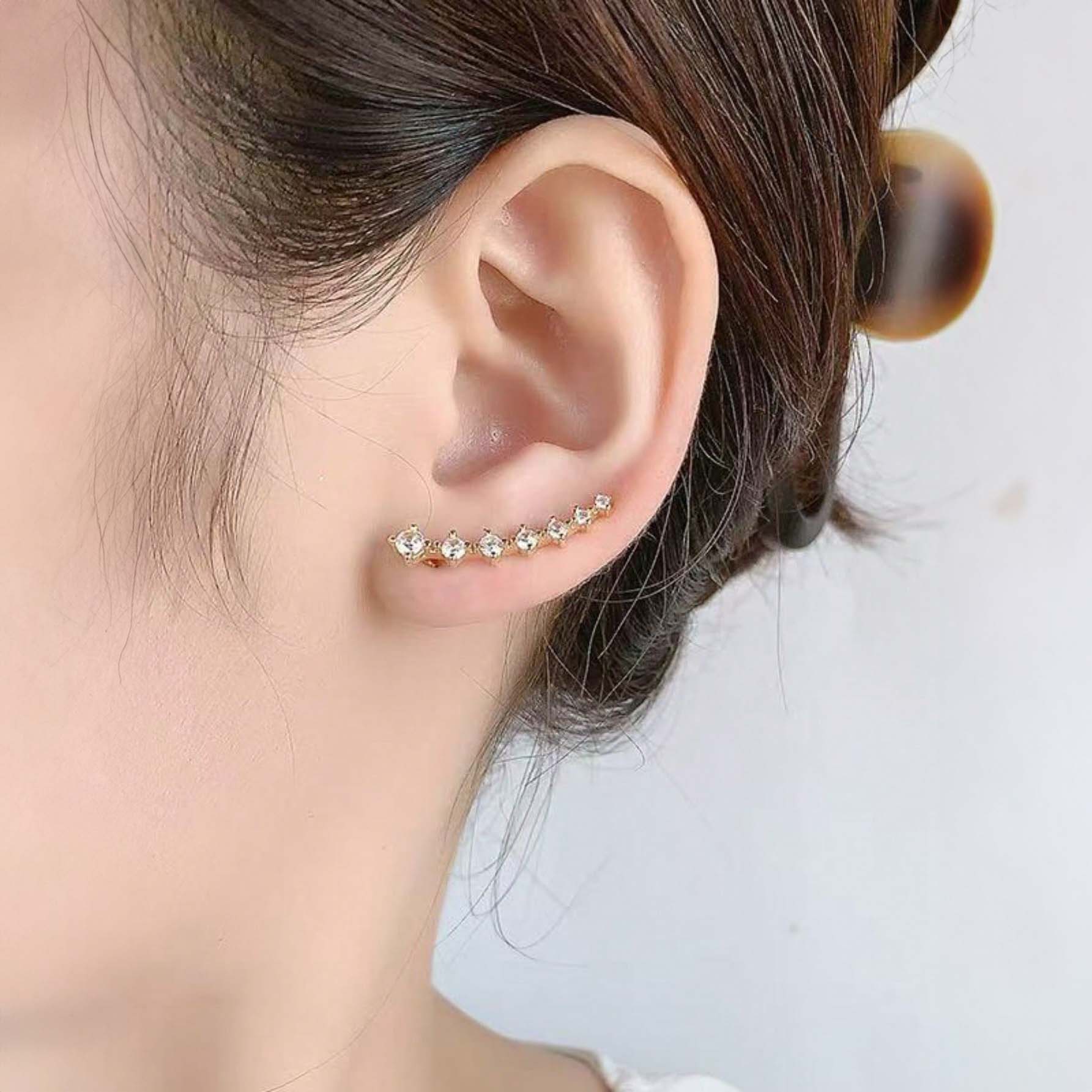 بيرسنج للاذن من الفولاذ المقاوم للصدأ لا تسبب الحساسية زوج من أقراط قلادة النجوم الكلاسيكية الأوروبية والأمريكية المرصعة بالراين، أقراط متدلية فاخرة مرصعة بالزركونات للنساء - فضي