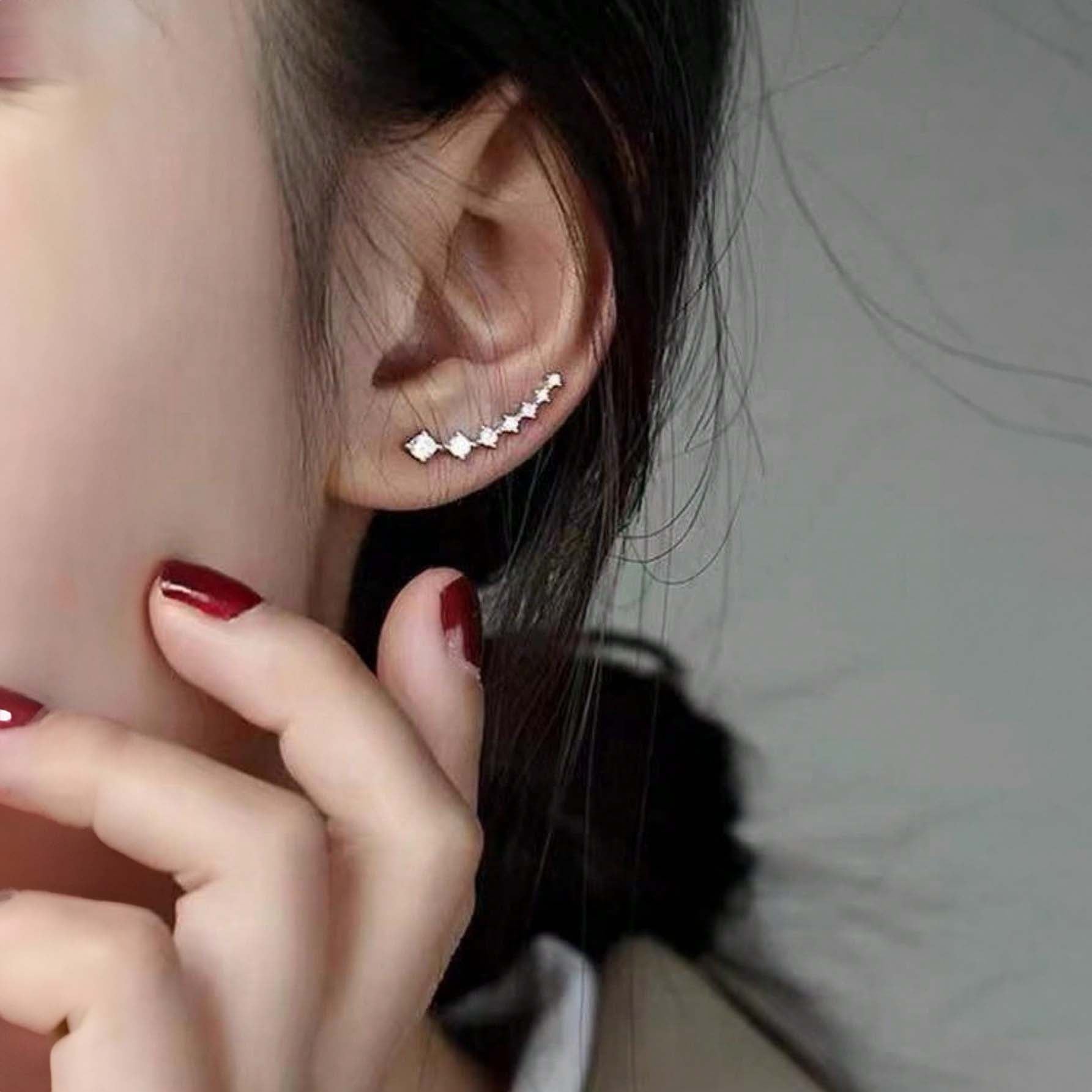 بيرسنج للاذن من الفولاذ المقاوم للصدأ لا تسبب الحساسية زوج من أقراط قلادة النجوم الكلاسيكية الأوروبية والأمريكية المرصعة بالراين، أقراط متدلية فاخرة مرصعة بالزركونات للنساء - فضي