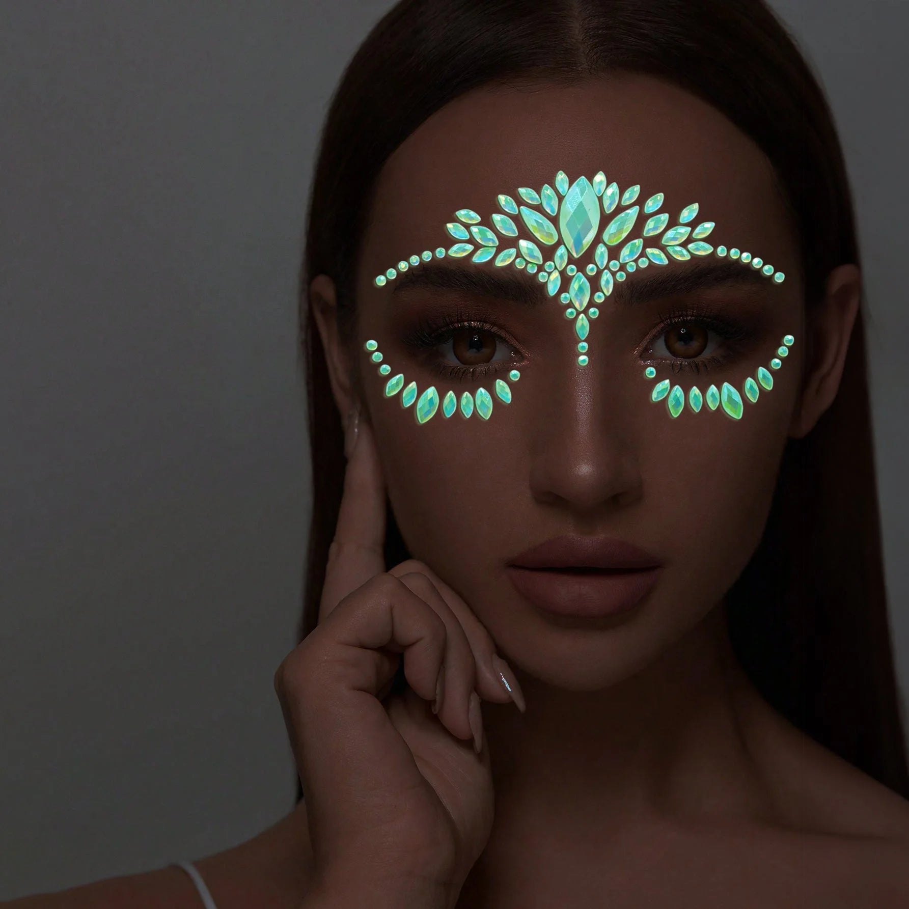 الوشم الكريستالي جواهر أحجار الراين ملصقات أحجار كريمة للجسم تاتو مؤقت عيون لتزيين الاظافروالوجه حفلات الهذيان ملصقات وجه انيقة للنساء -يضئ فى الظلام 0146 | تاتو مؤقت تاتوه تاتوه وجه تاتوه_للجسم | amazingEGP