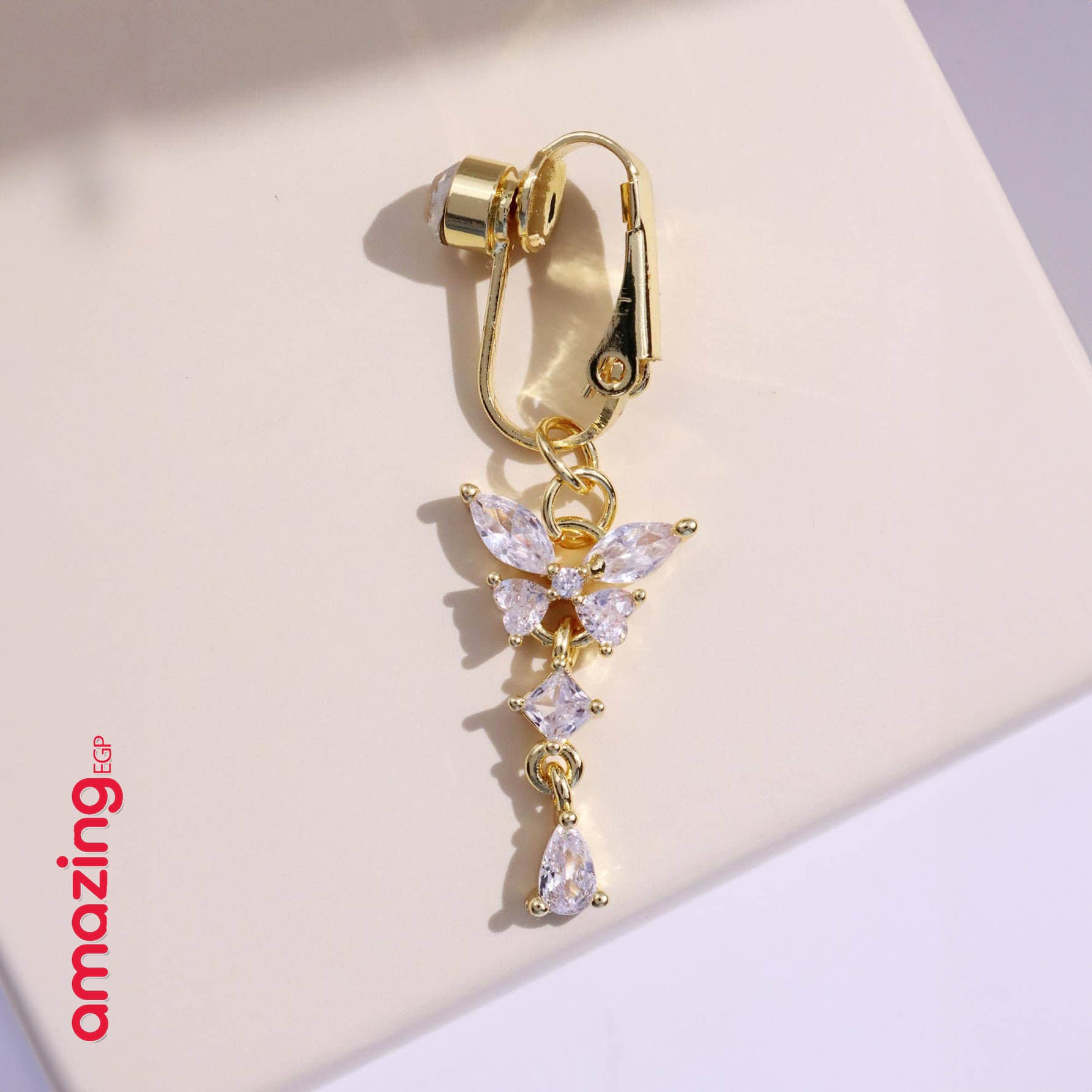 خاتم السرة من الفولاذ المقاوم للصدأ قطعة واحدة ثقب مزيف حلقة سرة بطن مع وردي بتصميم فراشة الى للنساء مجوهرات نحاس مجوهرات غير خارقة سرة البطن للنساء ، مجوهرات ثقب البطن مشبك | قطعة واحدة | ذهبي