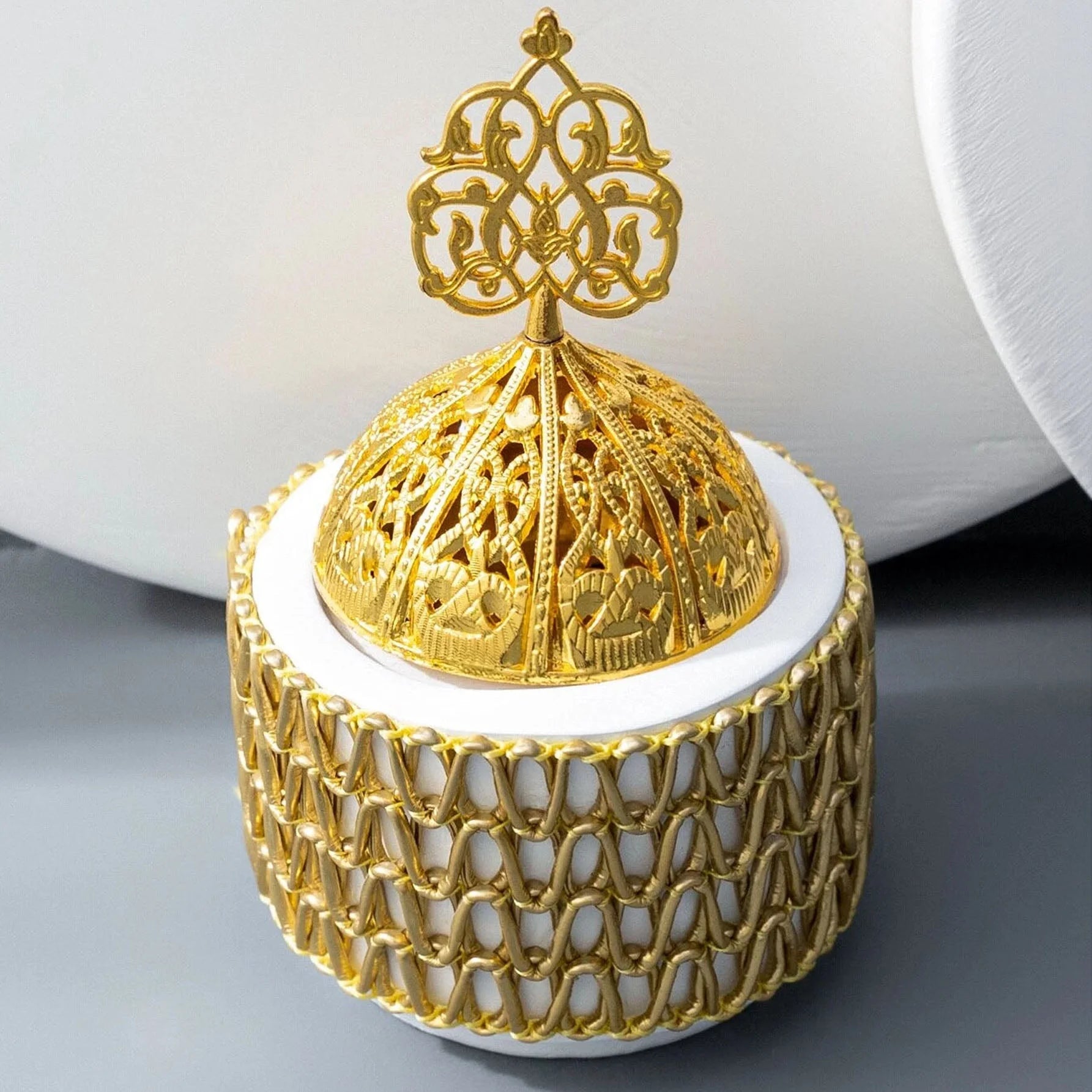 مبخرة وفواحة للبخور بتصميم ديكوري انيق لبخور العود والزهور ابيض | المنزل بخور ديكور ديكور_مكتب ديكور_منزل عيدان بخور مبخرة | amazingEGP