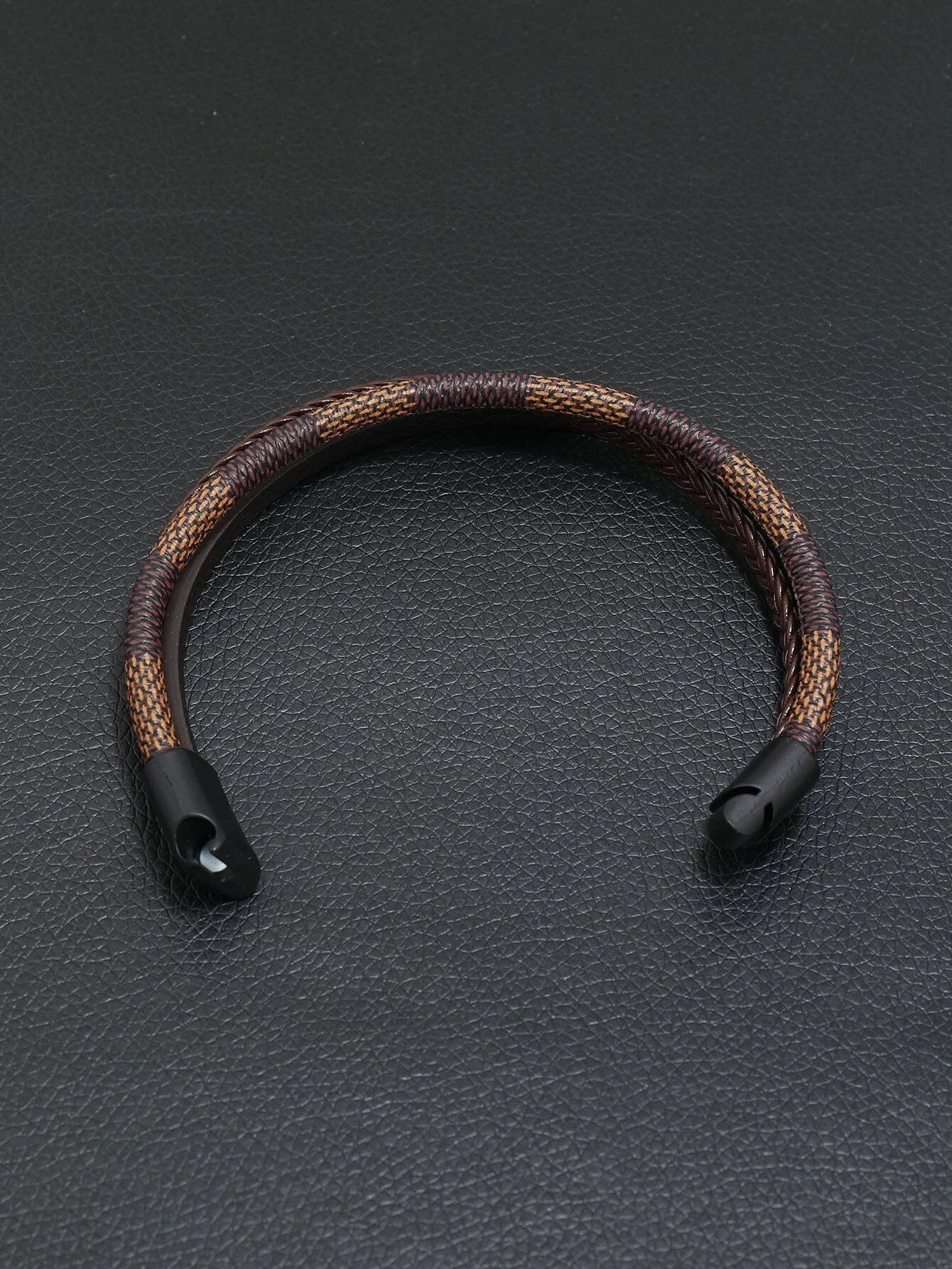 سوار للرجال إسورة مضفرة بجلد طبيعي فاخر رجالي اساور يد للرجال - بني | اسورة اكسسوارات الرجال | amazingEGP