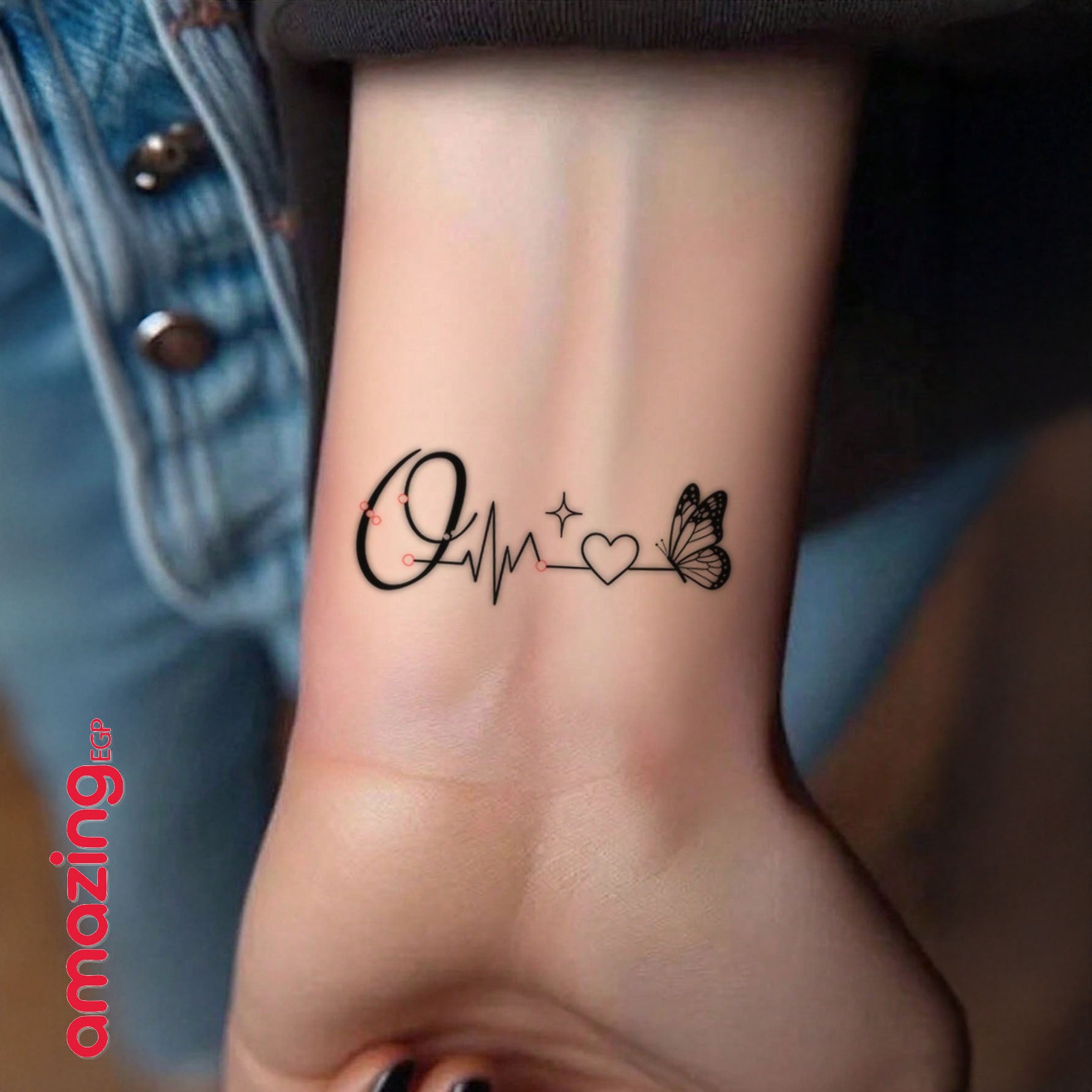طقم وشم مؤقت مقاوم للماء والعرق (قطعتان) – تصميمات إنس أنيقة فراشة وقلب وحروف R وQ وتخطيط القلب - 4524