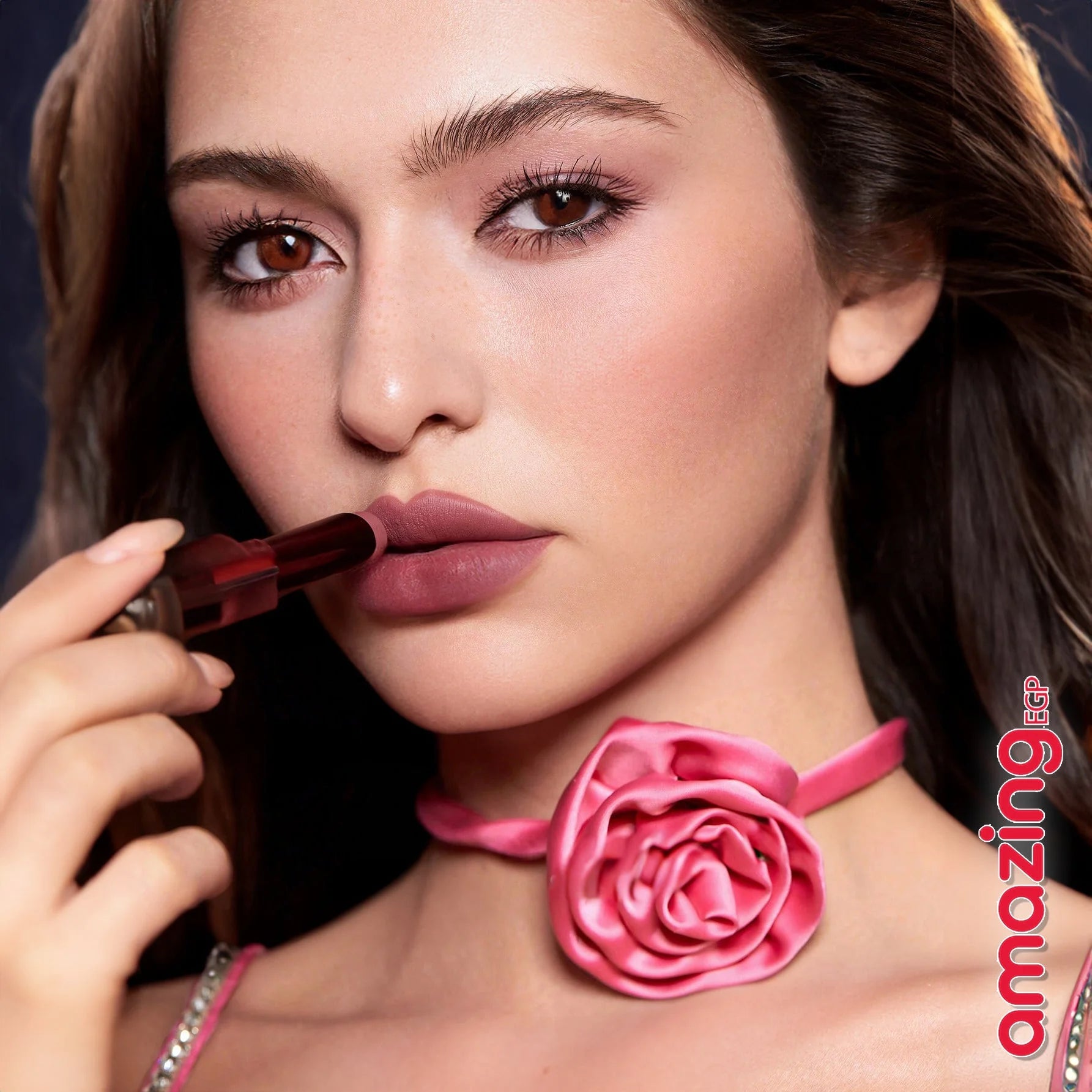 SHEGLAM أحمر شفاه غير لامع يدوم طويلا  - إصدار Dynamatte Boom Ember Rose مثالي للحفلات والمناسبات الشتوية والسفر لون وردي عصري يناسب مجموعة -  Cherish You | SHEGLAM shein احمر الخدود احمر شفاة ايشادو حاجب حواجب شفاه شفايف شى ان شى كلام ظل عيون فرشاة مستحض