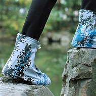 غطاء حذاء مقاوم للماء أحذية مطر قابلة لإعادة الاستخدام سميكة ذات قاع مزدوج مانعة للانزلاق ، أغطية أحذية مقاومة للاهتراء للرجال والنساء والأطفال